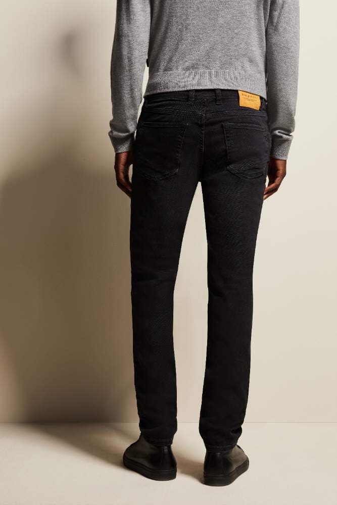 Bugatti Jeans image 5