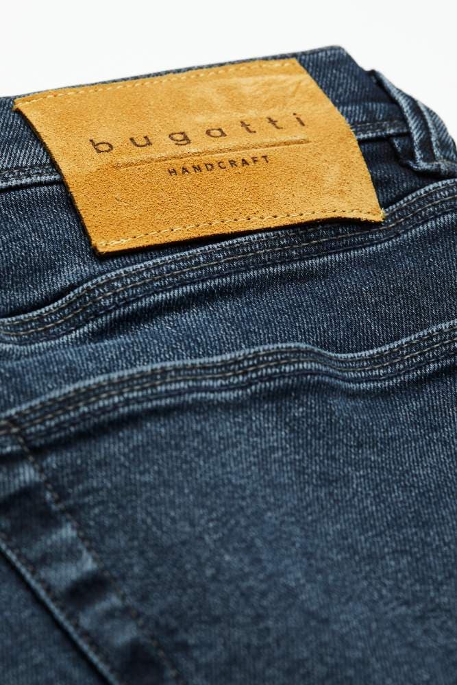 Bugatti Jeans image 3