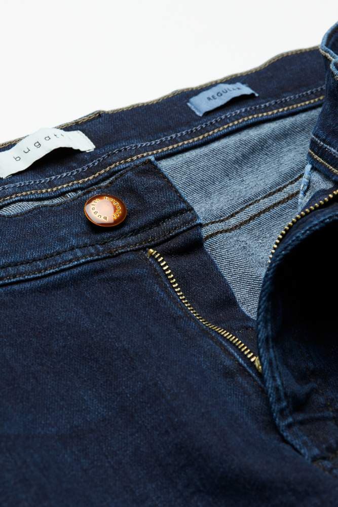 Bugatti Jeans image 2
