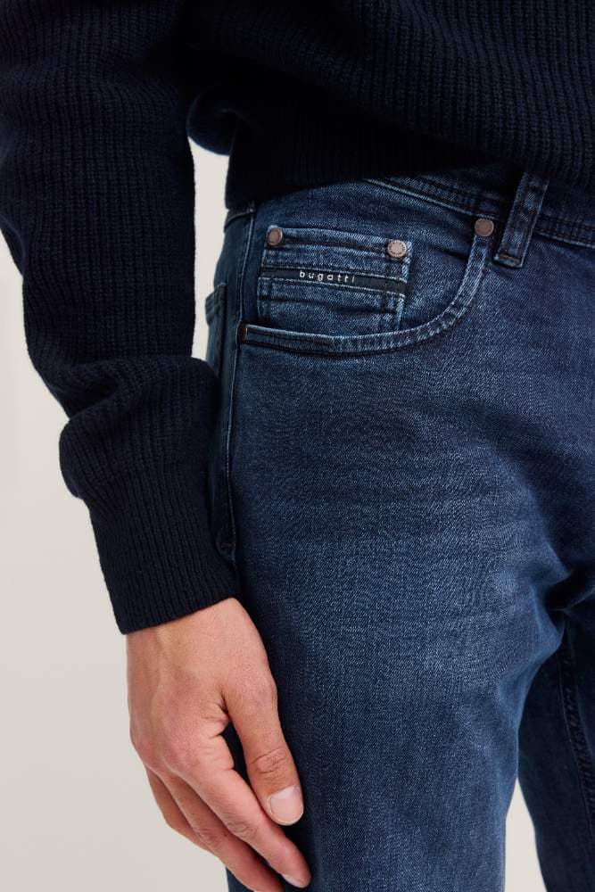 Bugatti Jeans image 2