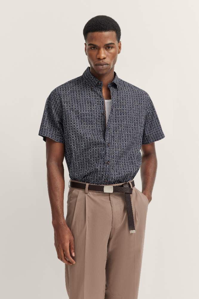 Men`s shirt image 1