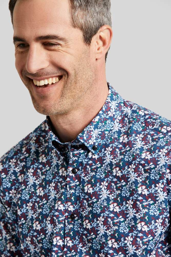 Men`s shirt image 4