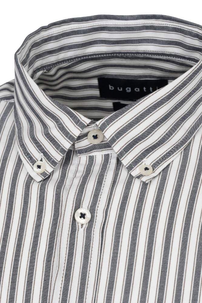 Men`s shirt image 2
