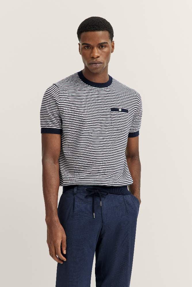 Men`s t-shirt image 1